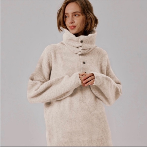 Nap Sweaters - NWOT Nap Raccoon-Wool Yarn Funnel Sweater Cream Size Small